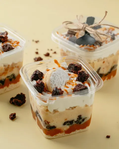 La Bomba Dessert de SOAD Bakery en vasito individual